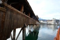Die Kapellbrücke mit Jesuitenkirche