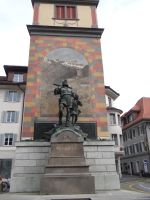Altdorf, das Wilhelm-Tell-Denkmal von 1895 vor dem Türmli