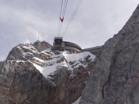 Pilatus, nun geht es wieder runter – vom Winter in den Frühling.