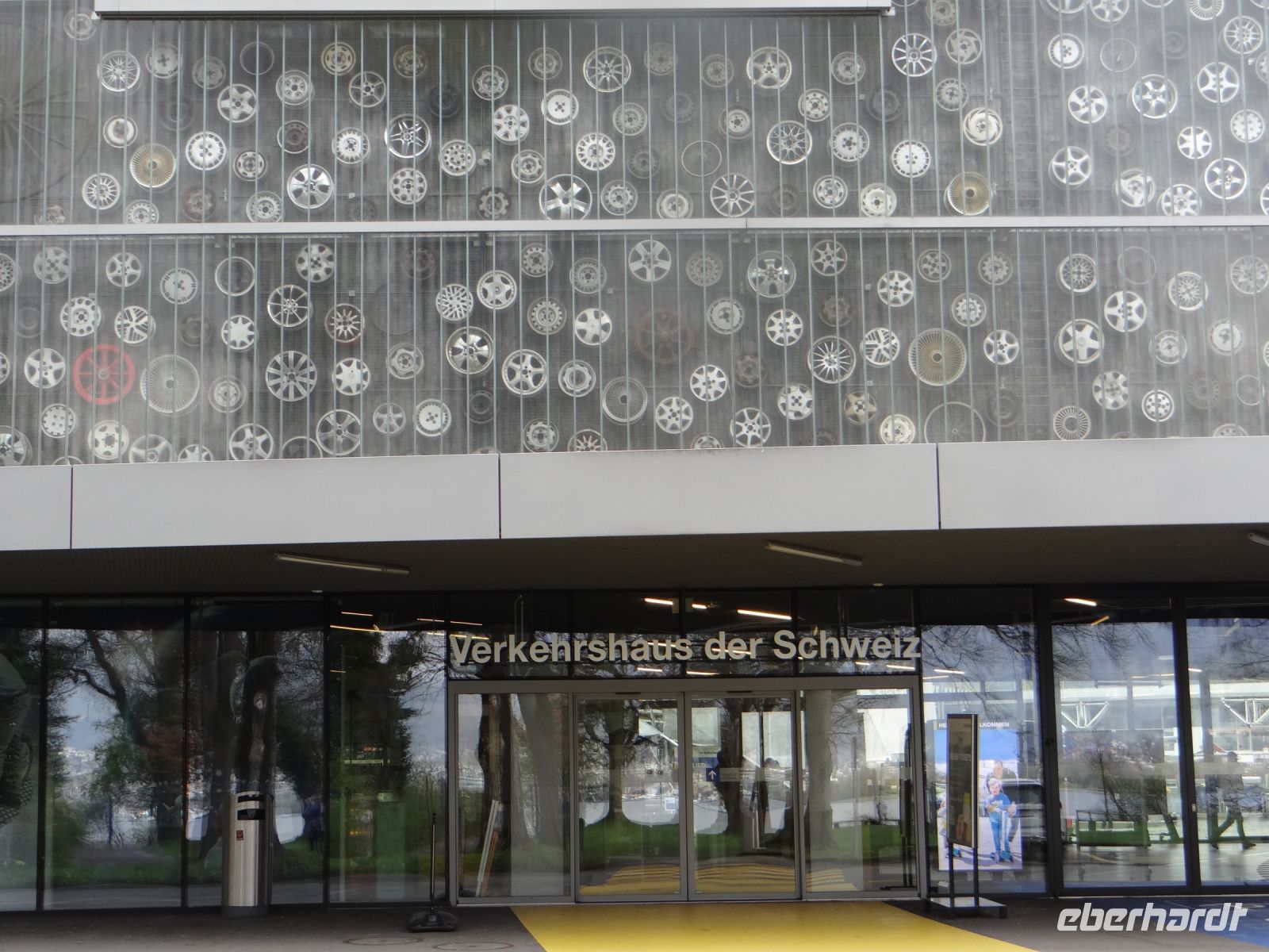 Luzern, Verkehrshaus der Schweiz mit einer originellen Fassadenverkleidung