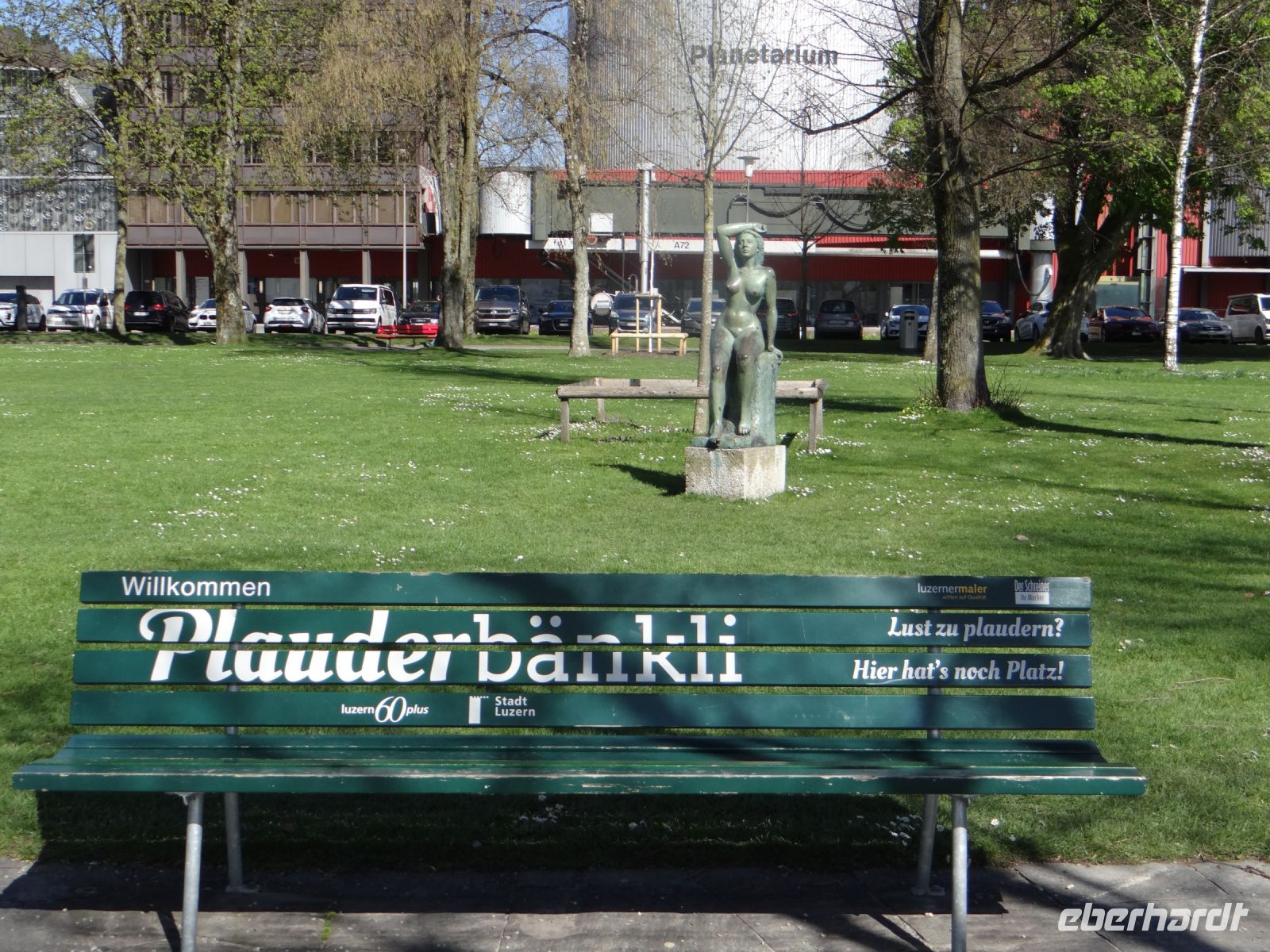 Nach so vielen Eindrücken im Museum möchte man sich gerne austauschen.