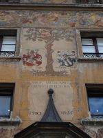 Luzern, eine Apotheke, die nicht für alles ein Mittel hat, denn „Gegen die Liebe ist kein Kraut gewachsen“.