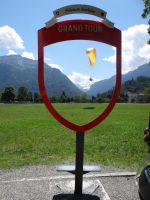 Interlaken-Ost, auf der Höhematte landen die Gleitschirmflieger.