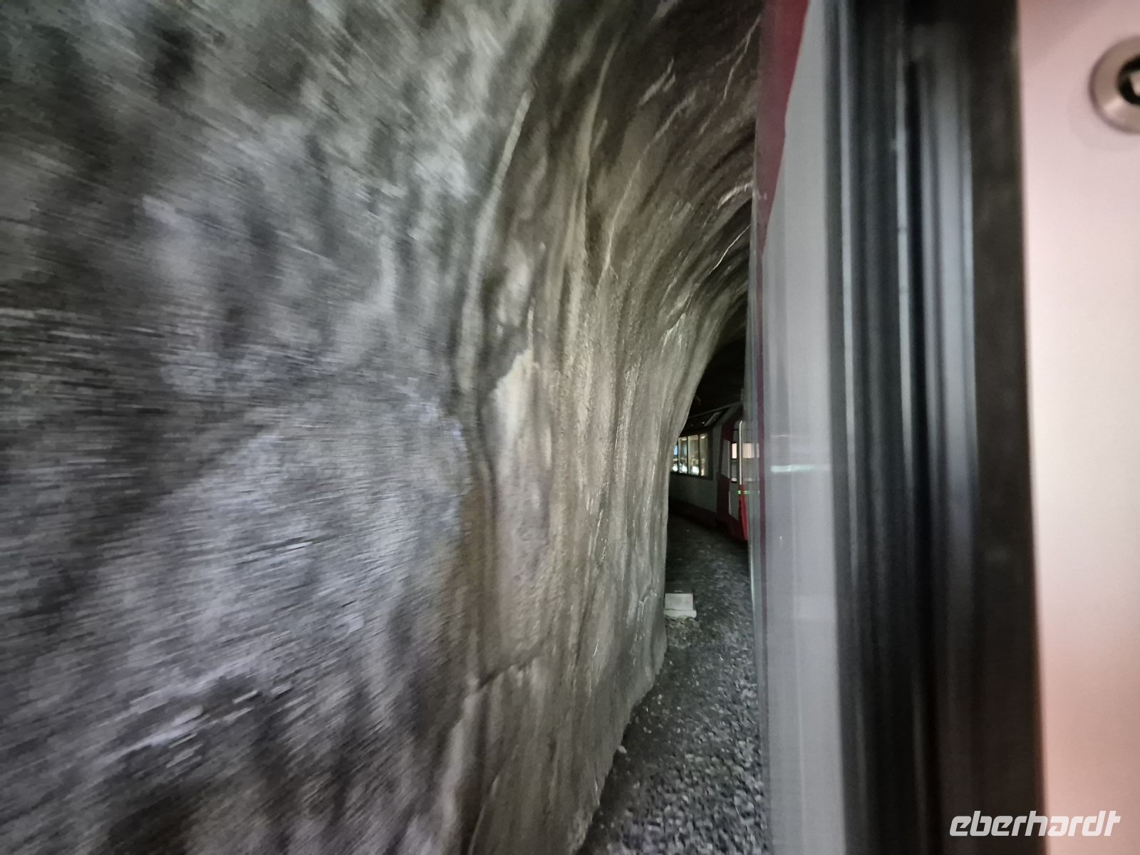 Tag 4 - Glacier-Express - massgeschneiderte Tunnel