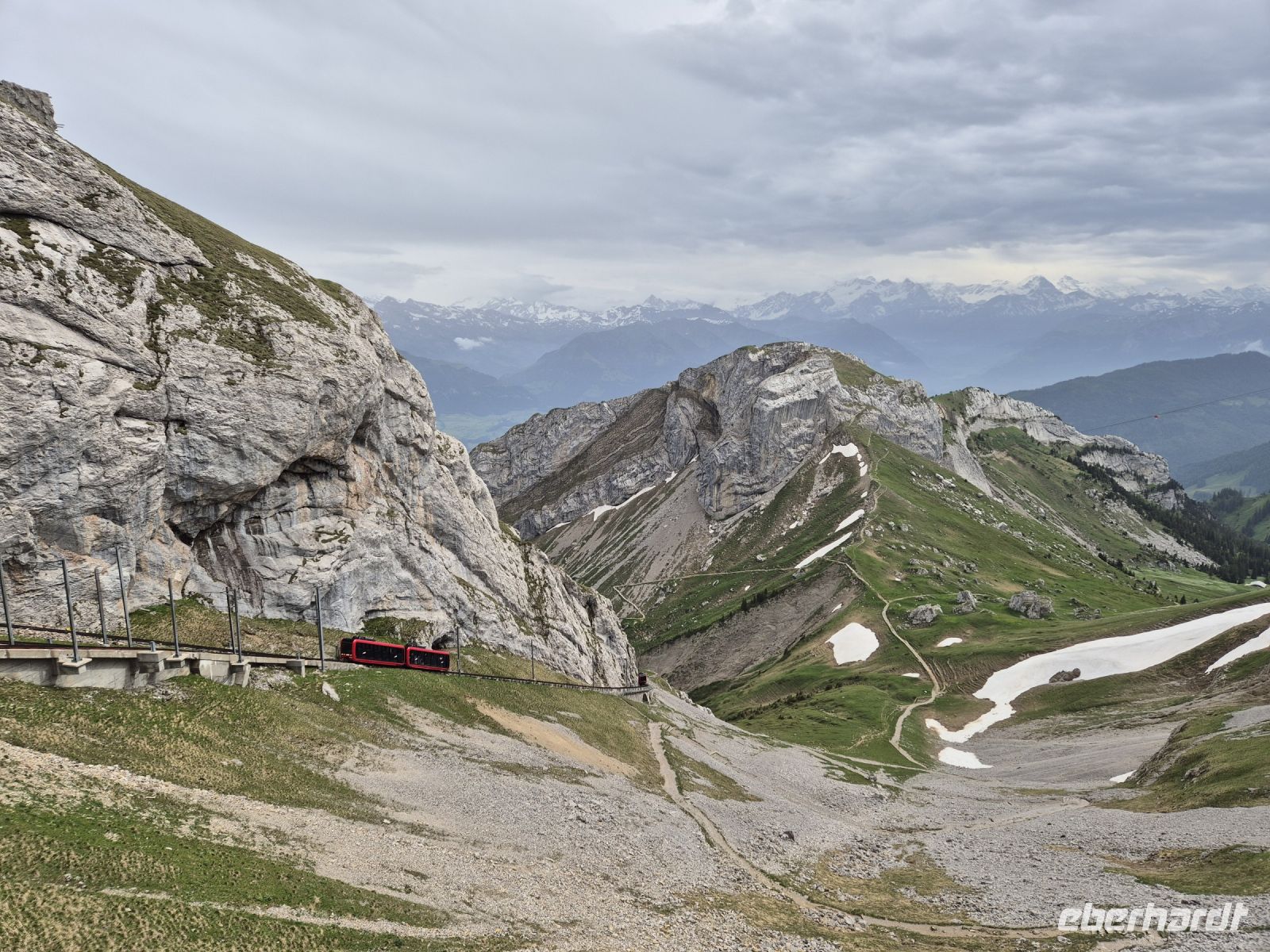 Tag 6 - Ankunft steilste Zahnradbahn der Welt auf dem Pilatus-Gipfel