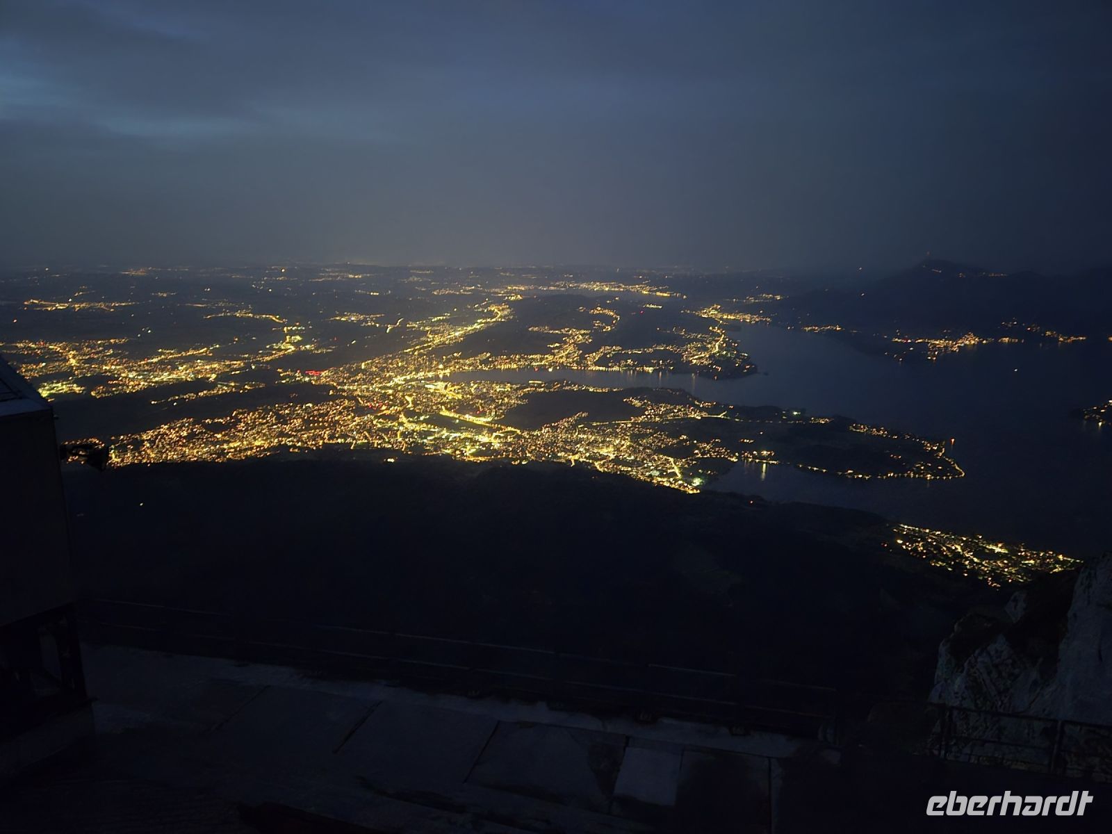Tag 6 - Luzern bei Nacht vom Pilatus