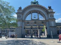 Altes Bahnhofsportal