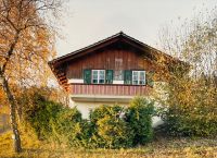 ein als Chalet getarnter Bunker der Schweizer Armee