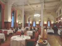 Jugendstil-Speisesaal im Hotel Edelweiss, Sils im Engadin, Schweiz