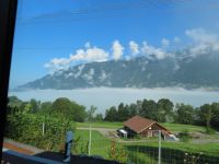 380 Ausflug zur Schynigen Platte - Eine Wolke liegt direkt über dem Brienzersee