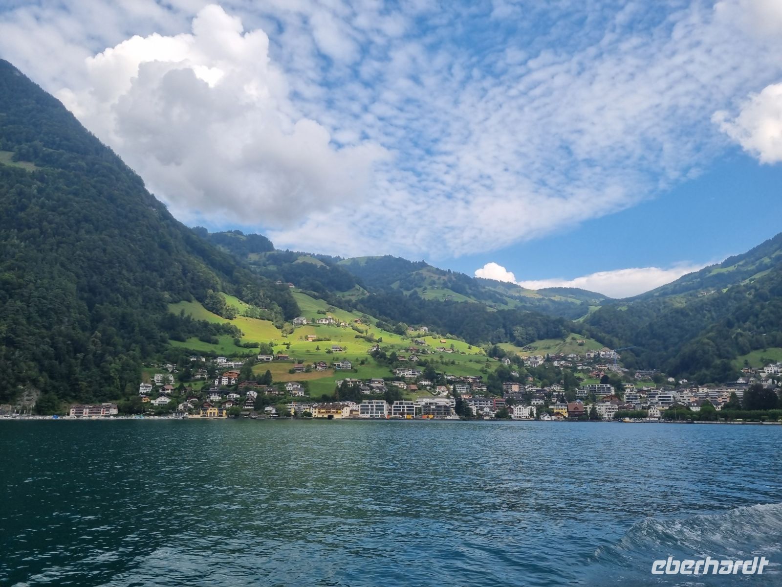 Schifffahrt mit dem Schaufelraddampfer 
