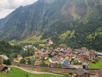 Fahrt mit dem Gotthard Panorama Express von Flüelen nach Bellinzona... (Kirche von Wassen)