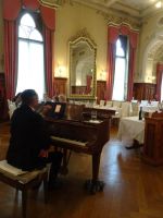 ... beim Galadinner...