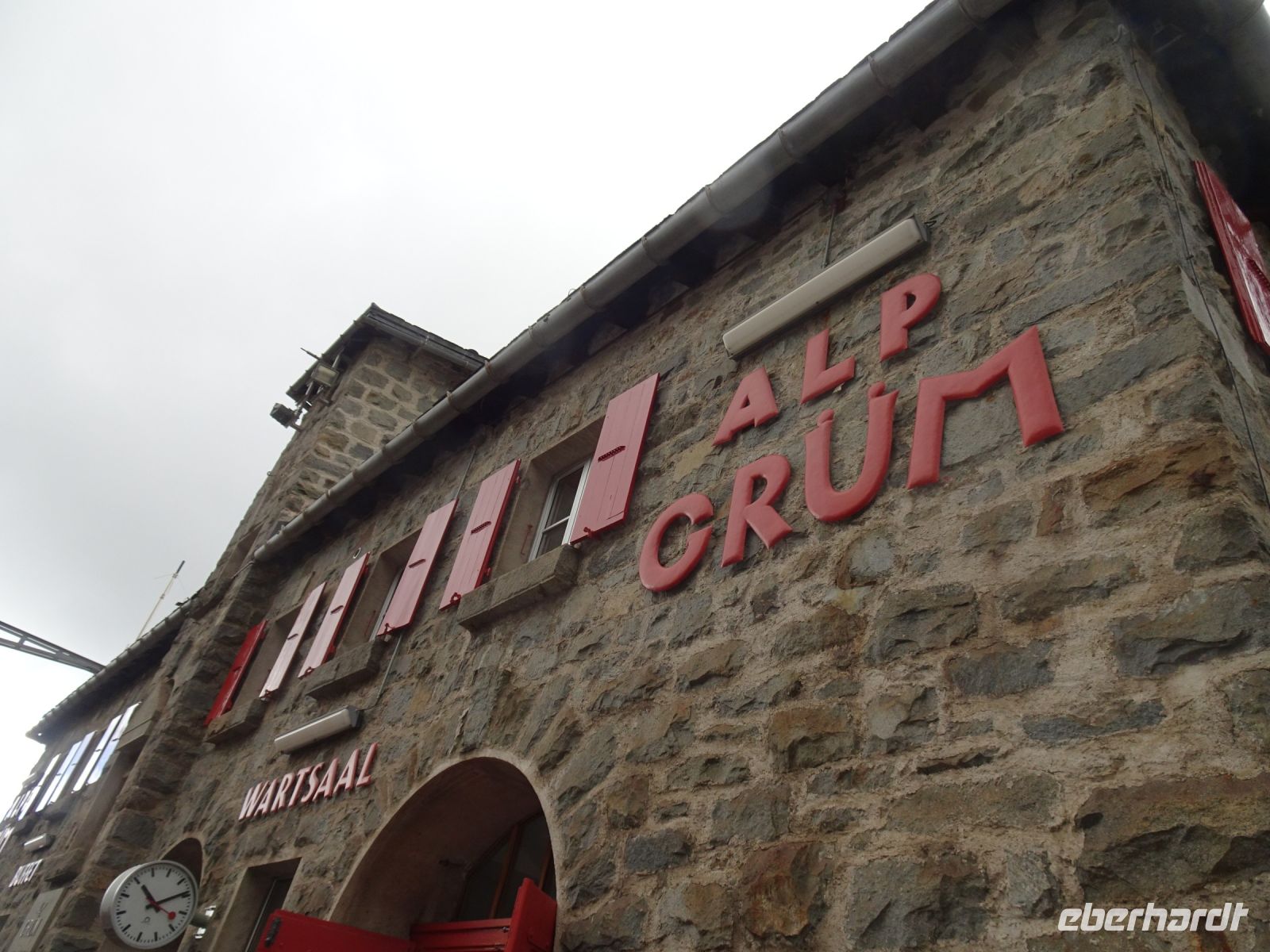 ... Halt in Alp Grüm am Palügletscher...