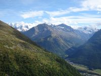 Blick von Muottas Muragl auf die Berninagruppe mit Roseggtal ...