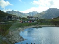 Oberalpsee an der Vorderrheinquelle mit Leuchtturm...