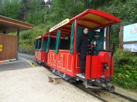 Zur Riffelalm mit historischer Tram