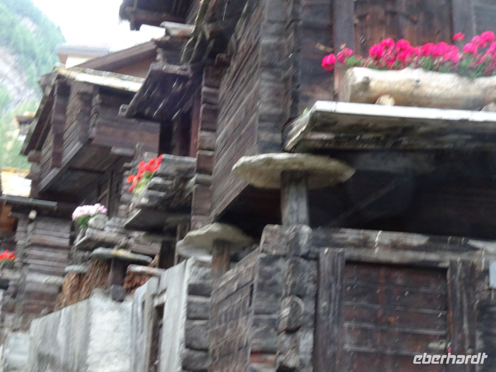 ... alte Speicher mit Mäusesteinen...