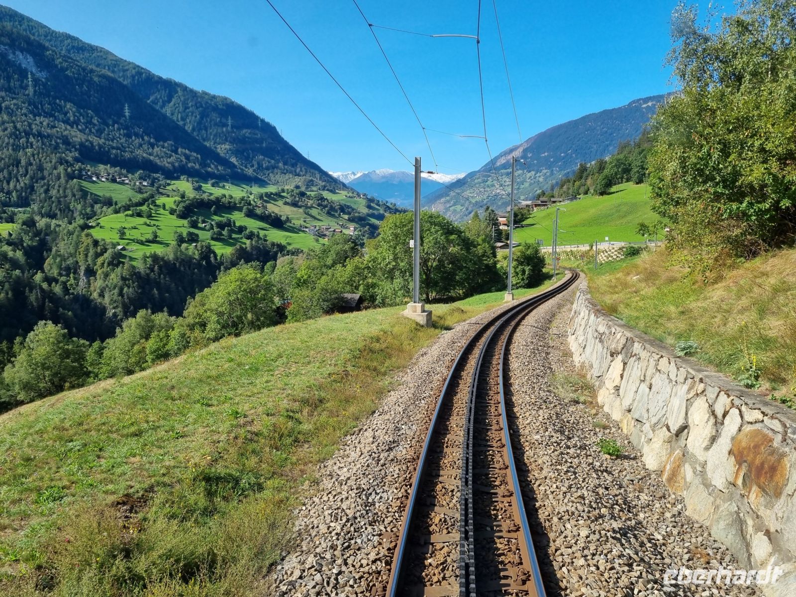 Fahrt mit dem Glacier-Express... - von Brig nach Andermatt (Goms bzw. Oberes Rhonetal)