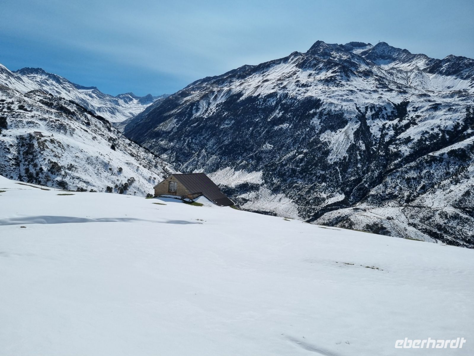Fahrt mit dem Glacier-Express... - von Andermatt nach Disentis (Auffahrt zum Oberalppass)