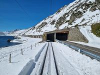 Fahrt mit dem Glacier-Express... - von Andermatt nach Disentis (Oberalppass)