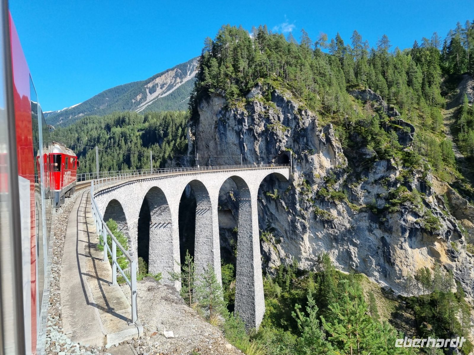 Fahrt mit dem Glacier-Express... - Landwasserviadukt