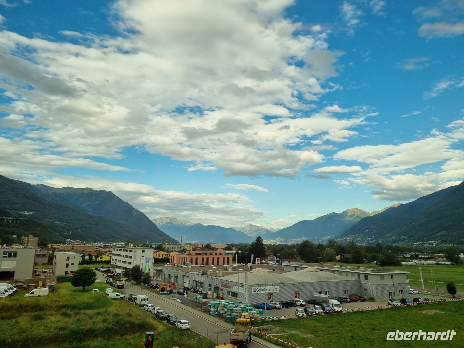 Fahrt mit dem Gotthard Panorama Express... (Magadino-Ebene)
