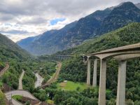 Fahrt mit dem Gotthard Panorama Express von Flüelen nach Bellinzona... (Ticino-Tal)