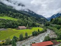 Fahrt mit dem Gotthard Panorama Express von Lugano nach Flüelen... (Reusstal)