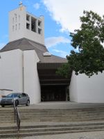 223 Brig - Moderne Kirche