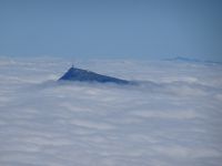 Rigi ragt aus dem Wolkenmeer