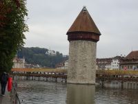 ... mit Wasserturm...
