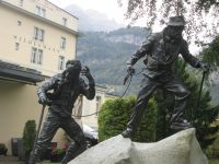 Meiringen: Denkmal der Alpinisten