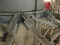 Unterbau des 123 m hohen Sendeturmes