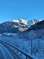 176 Rückfahrt mit dem Bus durch die verschneite Landschaft