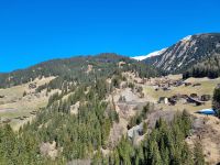 Fahrt mit der Arosa-Bahn durch das Schanfigg - Langwies