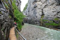 Noch ist die Schlucht breit