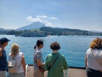 Ein anderer Dampfer wird gegrüßt