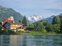 Interlaken - Blick von der Aare zur Jungfrau