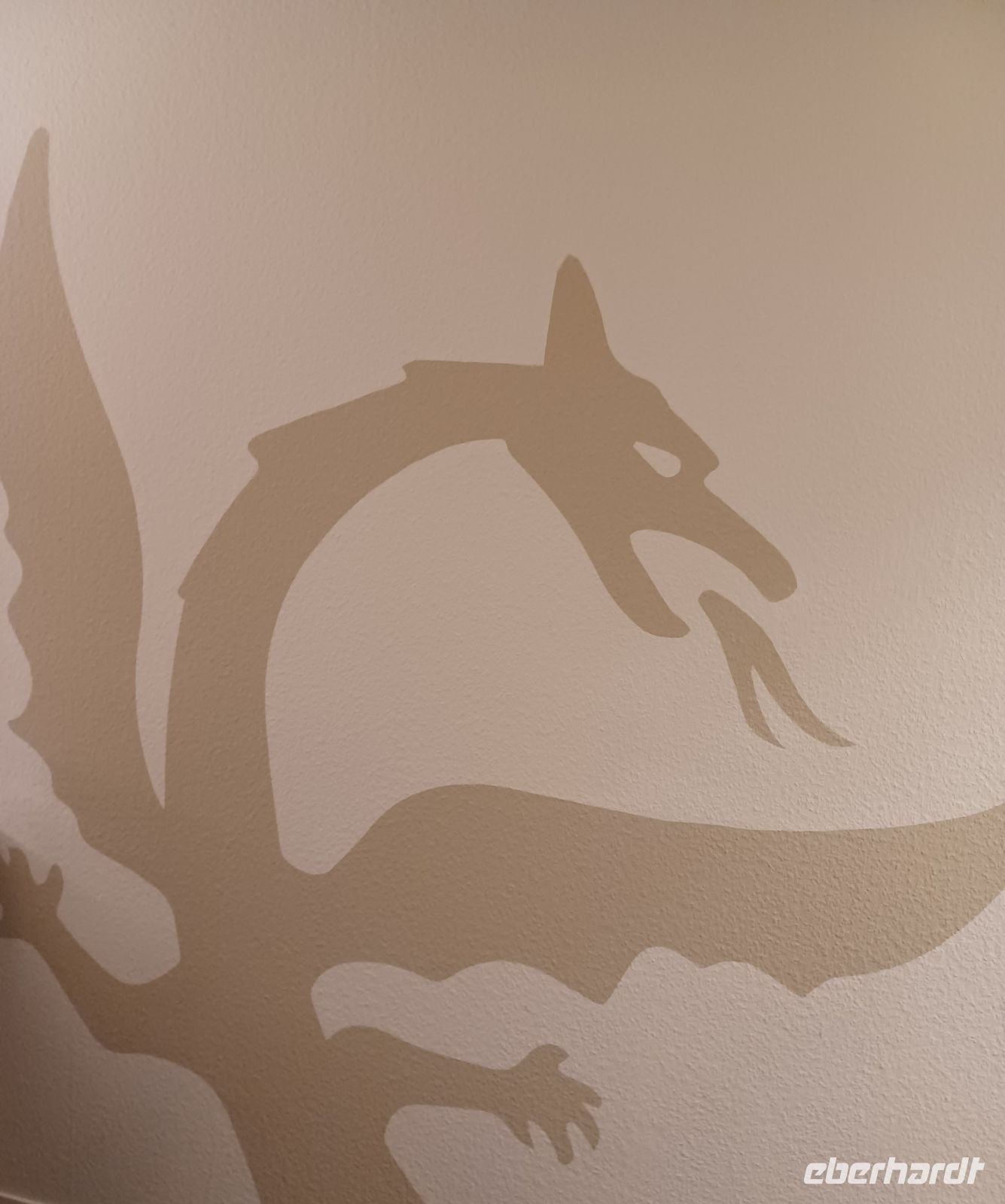 Der Drache spukt im Hotel