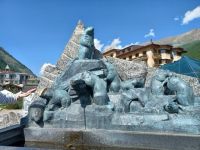 Zermatt - am Murmeltierspringbrunnen