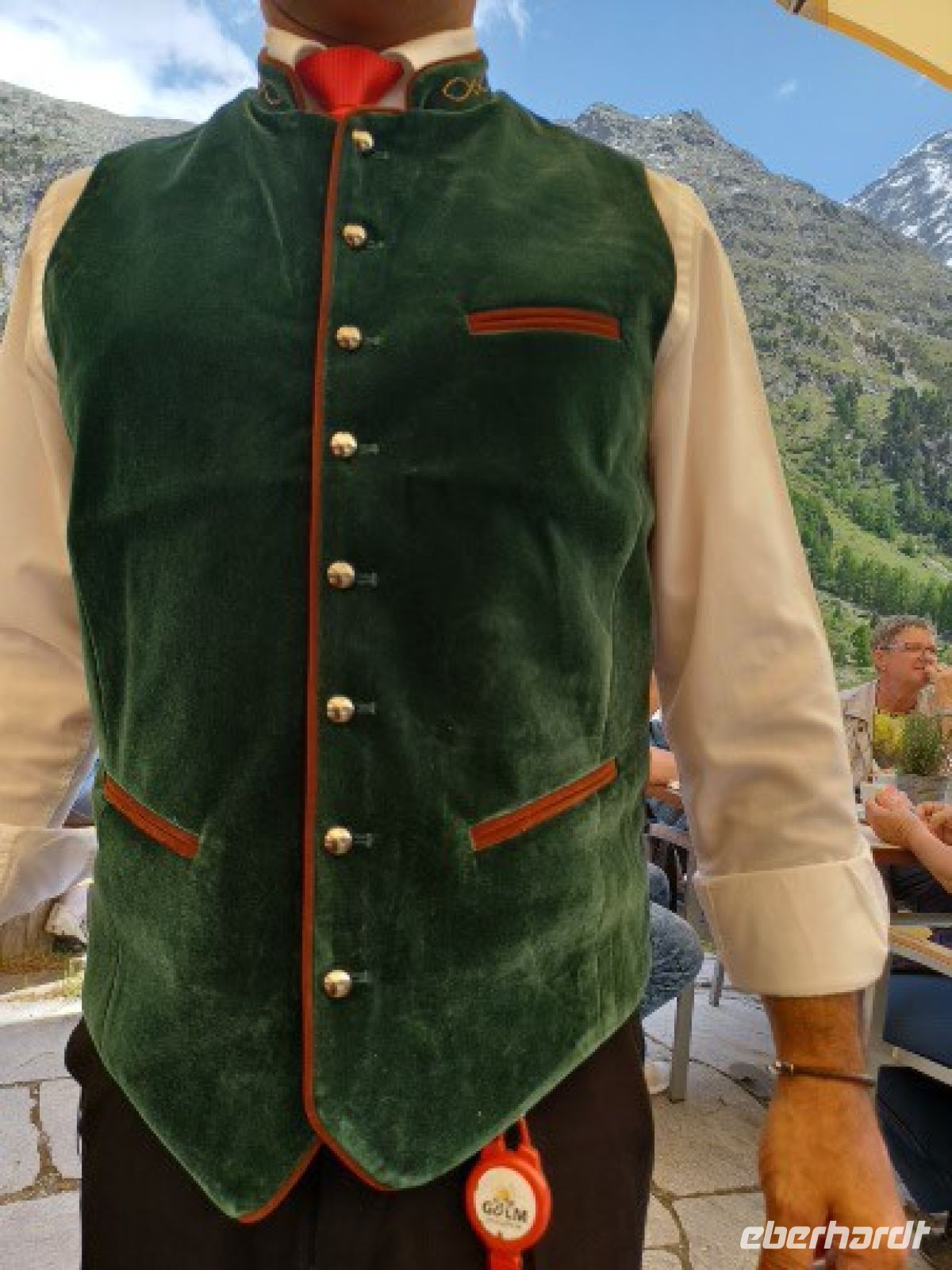 Engadiner Servicetracht