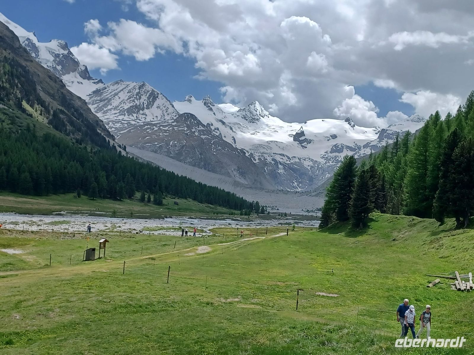 Blick auf die Gletscherzunge vom Roseggletscher