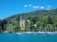 Schifffahrt auf dem Thunersee - Schloss Hünegg in Hilterfingen