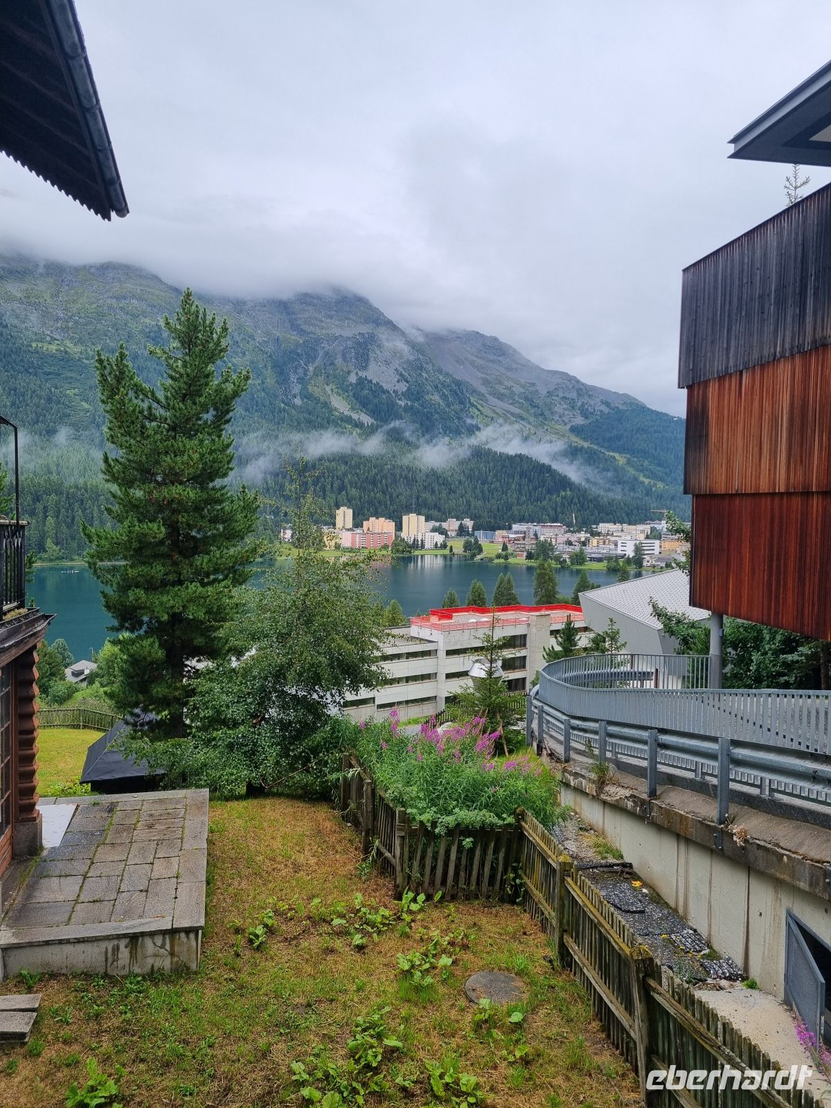 St. Moritz Dorf mit Blick auf den St. Moritzersee 