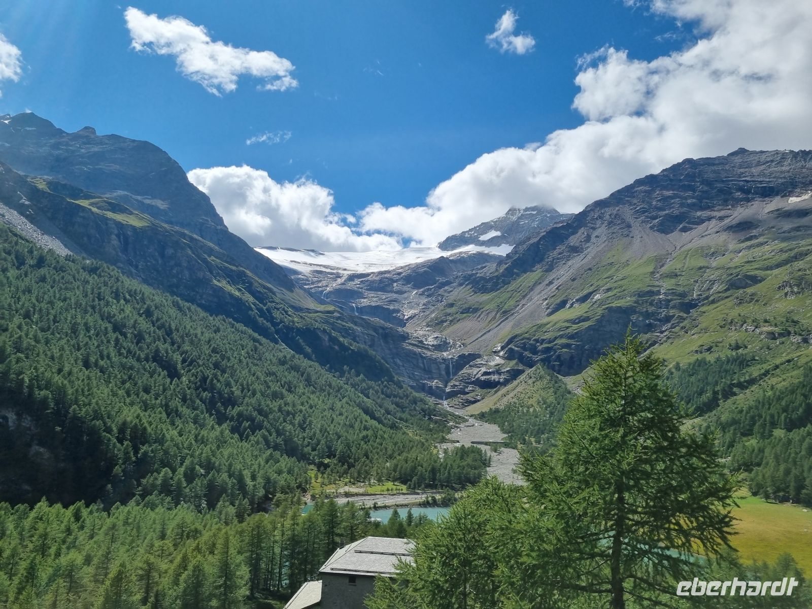 Fahrt mit dem Bernina-Express (Piz Palü mit Palü-Gletscher)