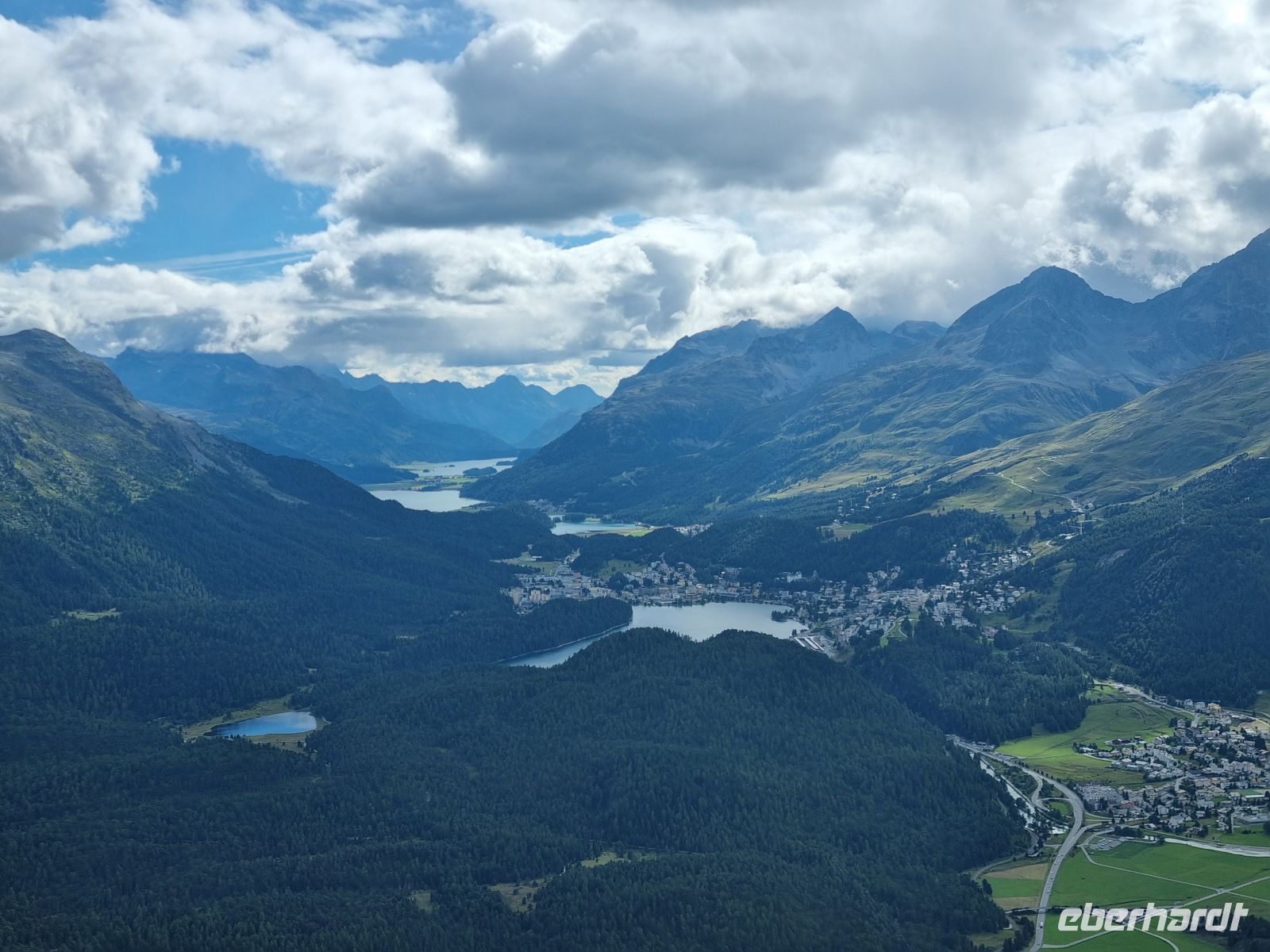 Muottas Muragl - Blick auf die Oberengadiner Seen