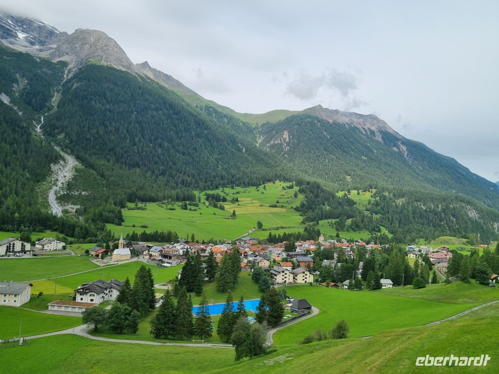 Fahrt mit dem Glacier-Express (Albula-Linie - Bergün)