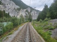 Fahrt mit dem Glacier-Express (entlang des Vorderrheins... - Rheinschlucht)