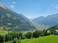 Fahrt mit dem Bernina-Express (Blick ins Val di Poschiavo)